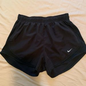 Black Nike dry fit shorts